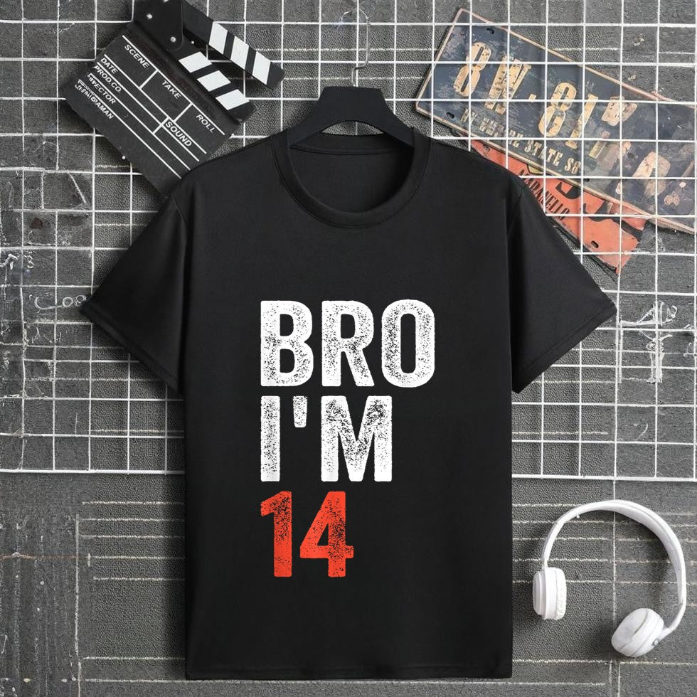 Bro I'm 14, 14yo Boys 14th Birthday and Girls 14th Birthday T-Shirt